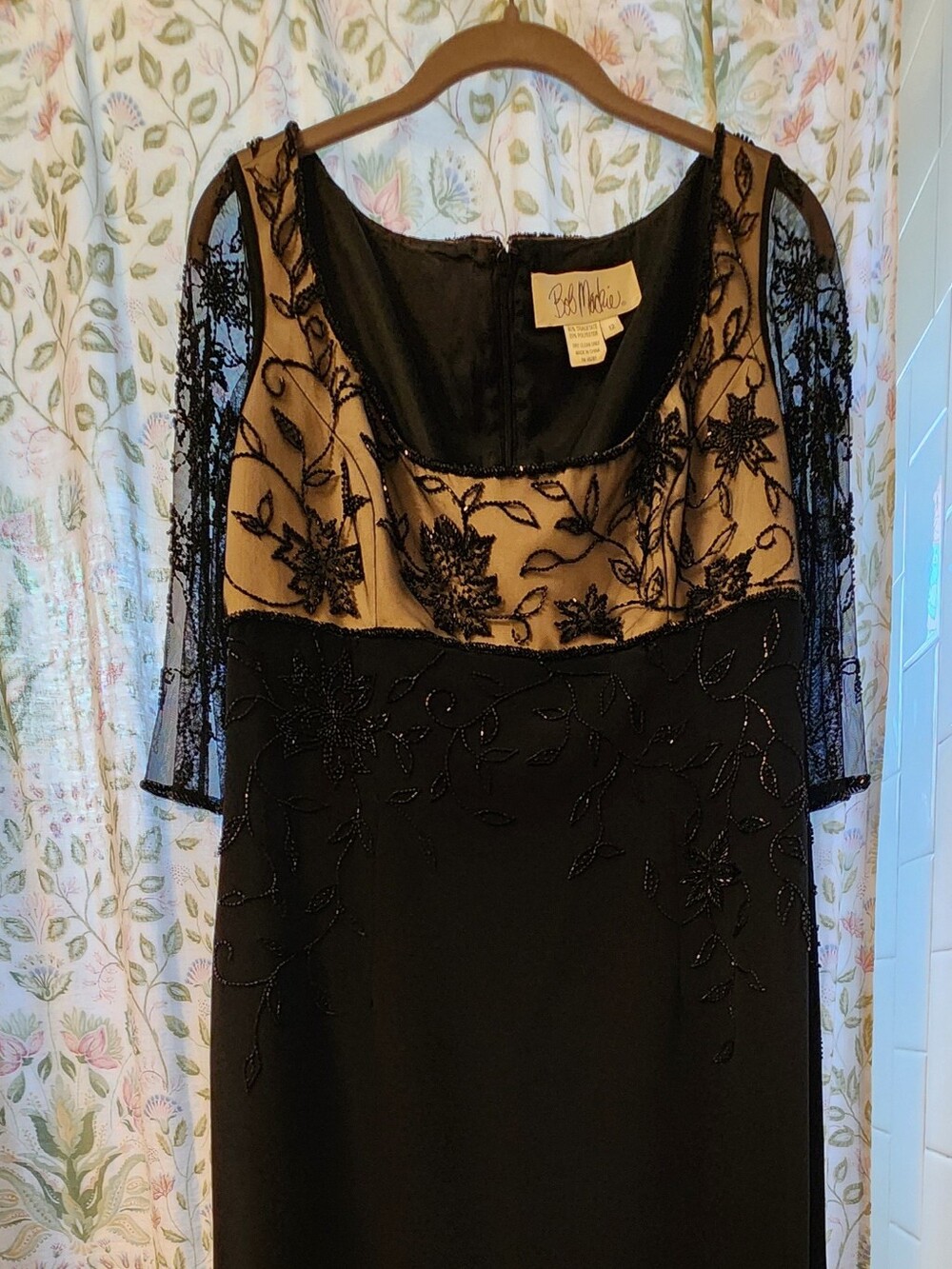 Vintage 90s/Y2K Bob Mackie Black and Nude Beaded 3/4 Sleeve Evening Dress
